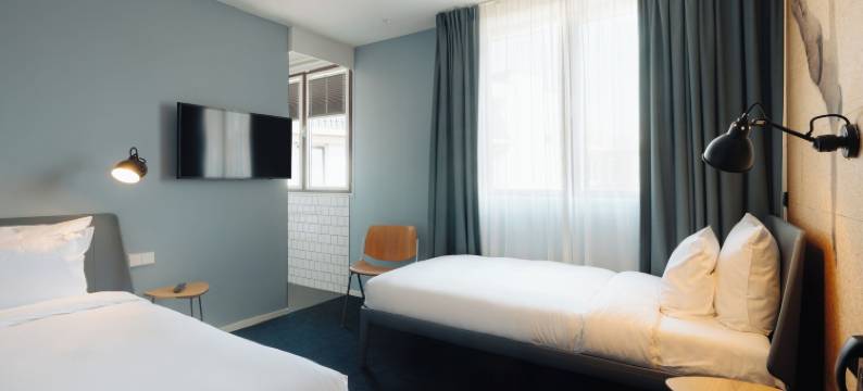 提尔站意识酒店(Conscious Hotel the Tire Station)图片