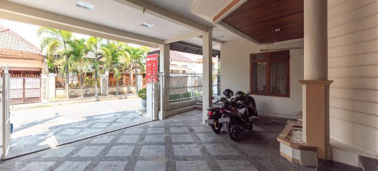 红多兹酒店-苏加诺哈达英达(RedDoorz @ Soekarno Hatta Indah)图片