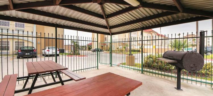 法尔北麦卡伦拉昆塔温德姆套房酒店(La Quinta Inn & Suites by Wyndham Pharr North McAllen)图片