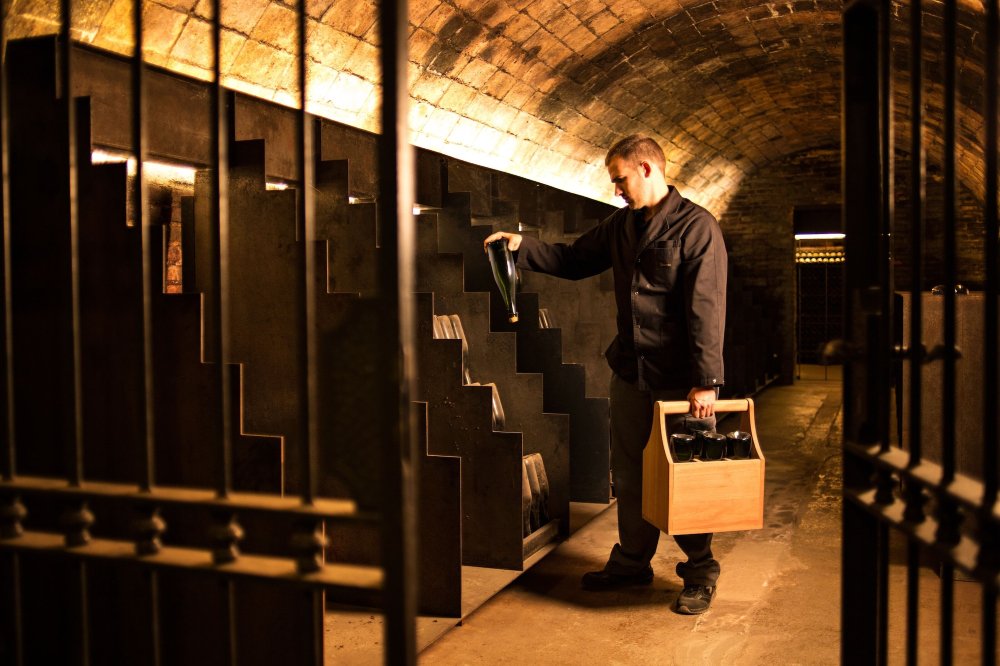 Mercer Casa Torner i Güell Over view