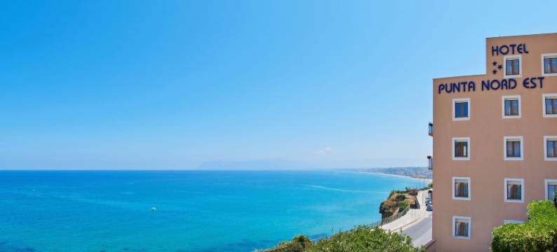 蓬塔诺德伊斯特酒店(Hotel Punta Nord Est)图片