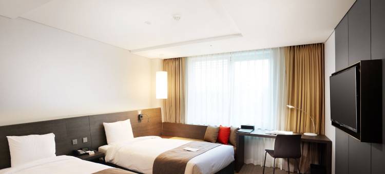普米尔酒店(Hotel Prumir)图片