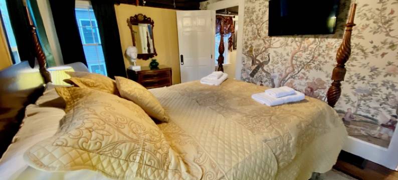 丹尼尔斯之家的西尔斯比(Silsbee's by Daniels House)图片