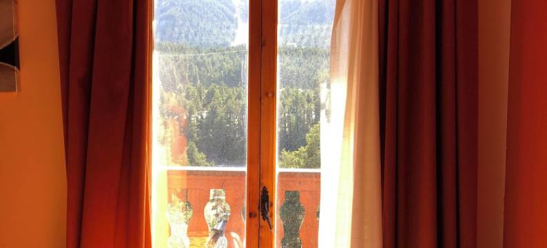 索林内酒店(Hotel Solineu)图片