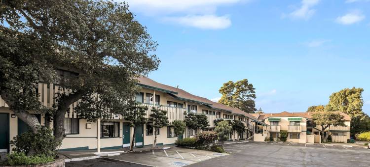 Scottish Fairway酒店(Scottish Fairway Inn)图片