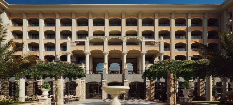 阿斯特花园酒店(Astor Garden Hotel)图片