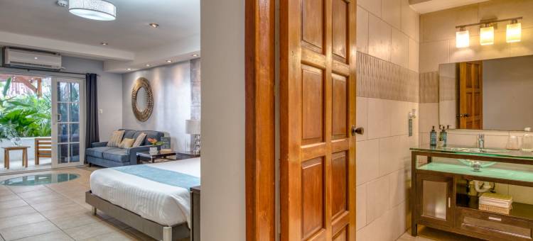 热带套房酒店(Tropical Suites Hotel)图片