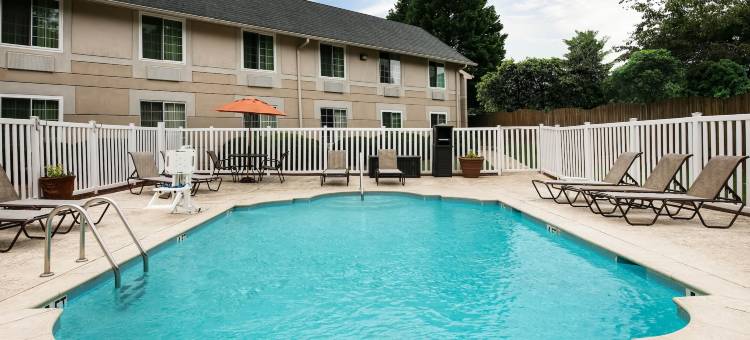 布拉塞尔顿温德姆呗盟酒店(Baymont by Wyndham Braselton / Winder)图片