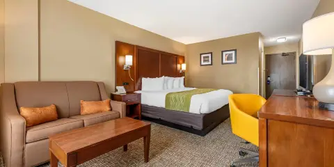 MSP機場美國購物中心舒適酒店