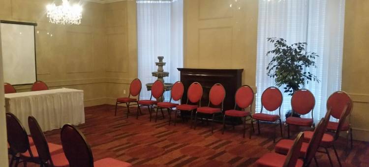 Travelodge by Wyndham Lloydminster图片