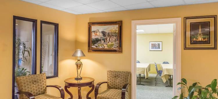 卡莱拉I-65出口231号凯艺酒店(Quality Inn Calera I-65 Exit 231)图片