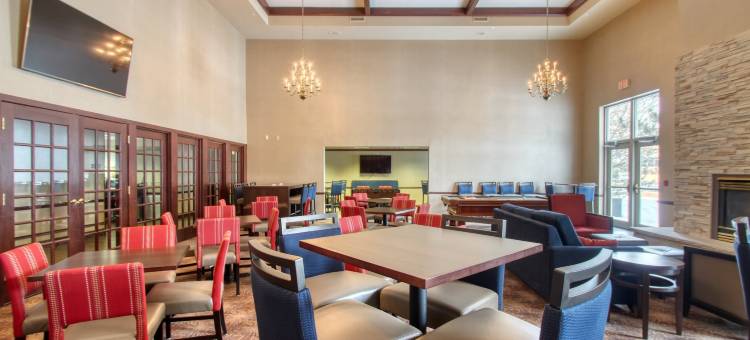 麦迪逊舒适套房酒店(Comfort Suites Madison West)图片