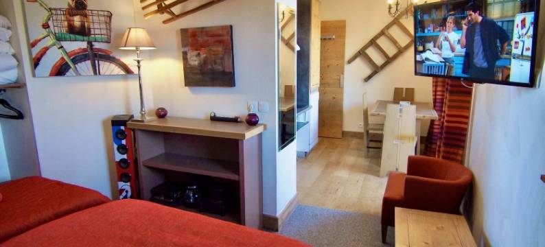 安塔尔里苏尔滑雪(RisoulSki Antarès - Piscine et Sauna)图片