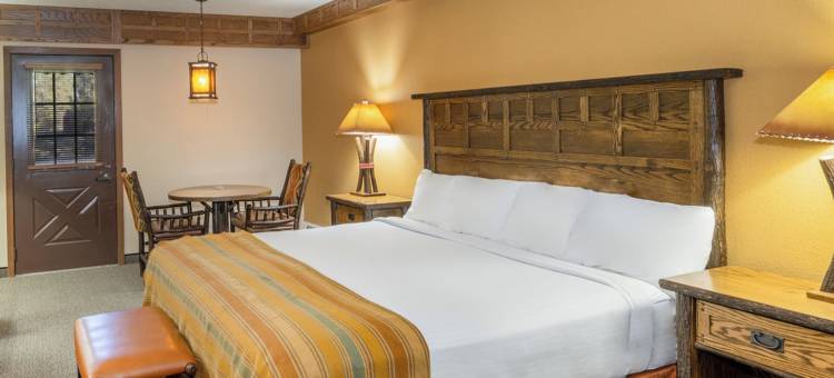 布莱斯峡谷旅馆(BRYCE CANYON LODGE)图片