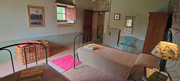 阿佩基奥的带泳池和露台的度假屋(Holiday Home in Apecchio with Pool & Terrace)图片