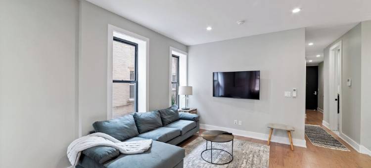 布鲁克林配有WiFi和空调的宽敞三卧室公寓(Spacious 3-bedroom apartment with WiFi, AC in charming Brooklyn)图片