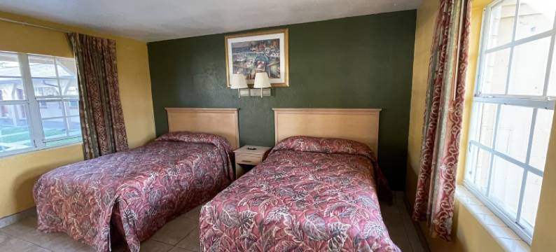 香格里拉奥卡拉和301号公路汽车旅馆(Shangri la Motel Ocala Near Hwy 301)图片