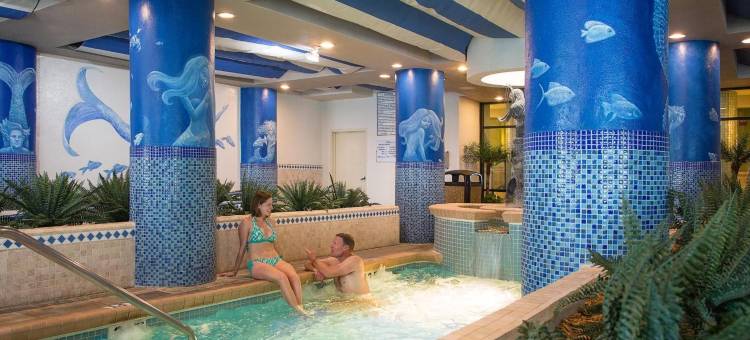 珊瑚海滩度假村(Coral Beach Resort)图片