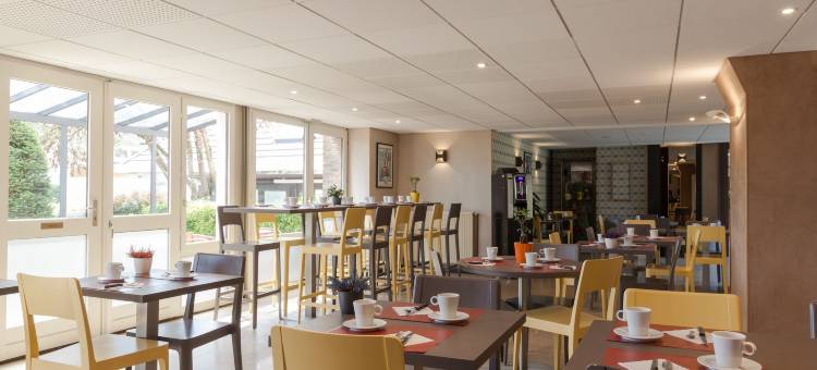 原创城市布尔冈德城堡酒店(The Originals City Hôtel Castel Burgond Dijon Ouest)图片