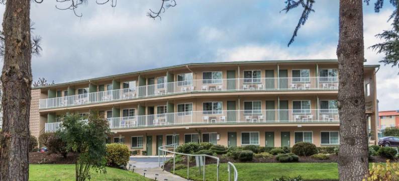 罗斯堡河滨旅馆(Riverfront Inn Roseburg)图片