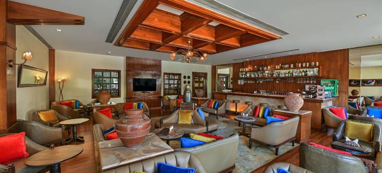 罗娜瓦拉法里亚斯度假村(Fariyas Resort Lonavala)图片