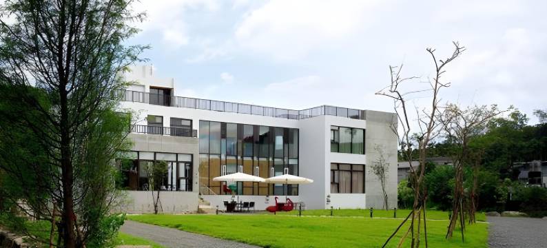 南投日月潭爱黏在一起设计师民宿图片