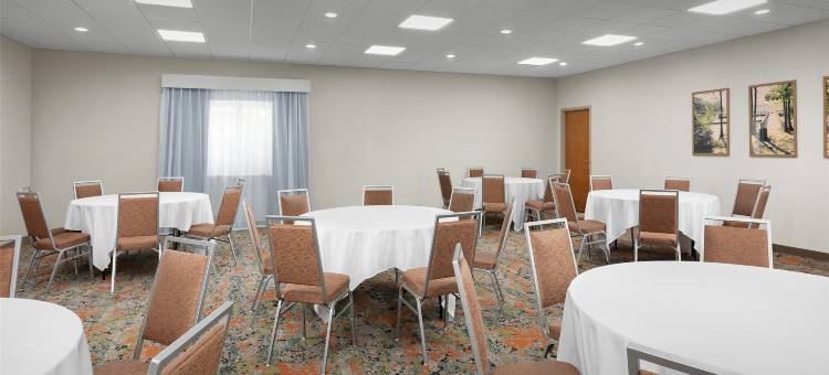 希尔顿欢朋酒店-费耶特维尔布拉格堡(Hampton Inn by Hilton Fayetteville Fort Bragg)图片