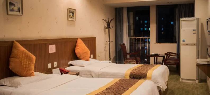 弥勒宏伶酒店(湖泉生态园店)图片