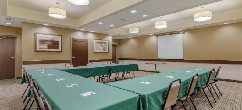 温尼伯西部贝斯特韦斯特优质酒店(Best Western Plus Winnipeg West)图片