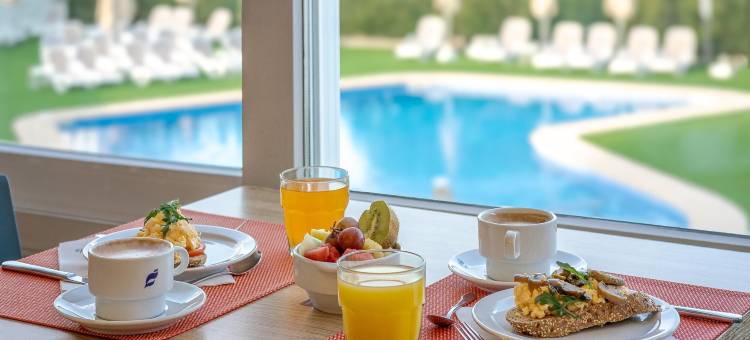 THB玛丽亚伊莎贝尔住宿-限成人(THB Maria Isabel - Adults Only)图片