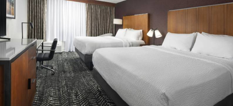 福朋喜来登喜來登酒店-堪萨斯城机场(Four Points by Sheraton Kansas City Airport)图片