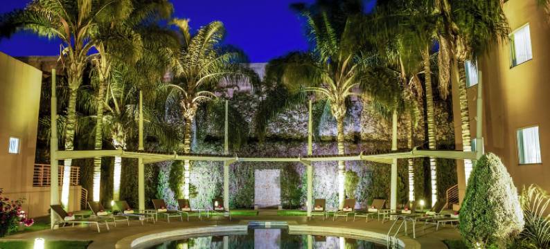 菲斯塔快捷酒店圣路易斯波托西东方(Fiesta Inn Express San Luis Potosí Oriente)图片