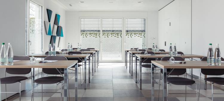 卢塞恩-诺伊恩基希智选假日酒店(Holiday Inn Express Luzern - Neuenkirch)图片