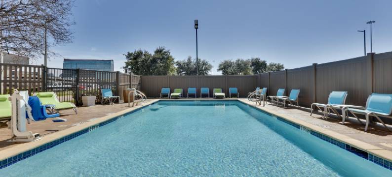 欧文会议中心-拉斯科琳娜智选假日酒店(Holiday Inn Express & Suites IRVING CONV CTR - LAS COLINAS by IHG)图片