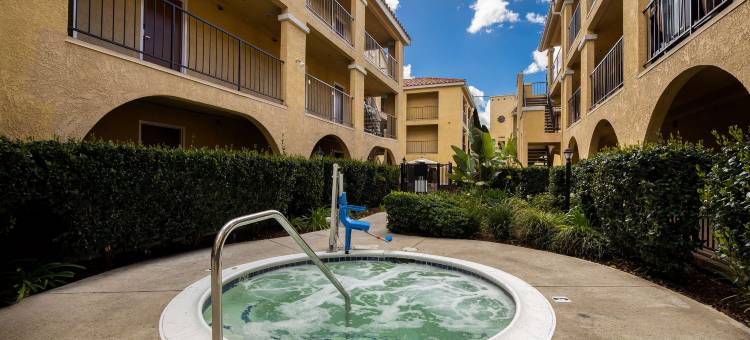 莫雷诺贝斯特韦斯特套房酒店(Best Western Moreno Hotel  Suites)图片