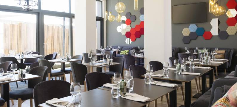 沙勒罗瓦中心诺富特酒店(Novotel Charleroi Centre)图片