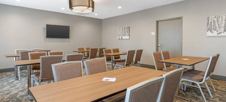 贝斯特韦斯特优质艾桑提优质酒店(Best Western Plus Isanti)图片