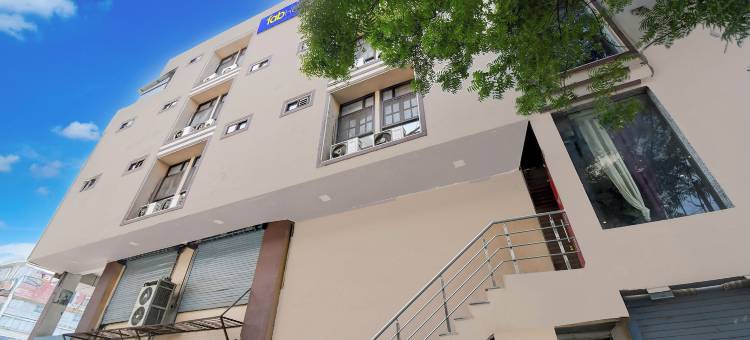 Fabhotel 家庭旅馆(FabHotel Family Inn)图片