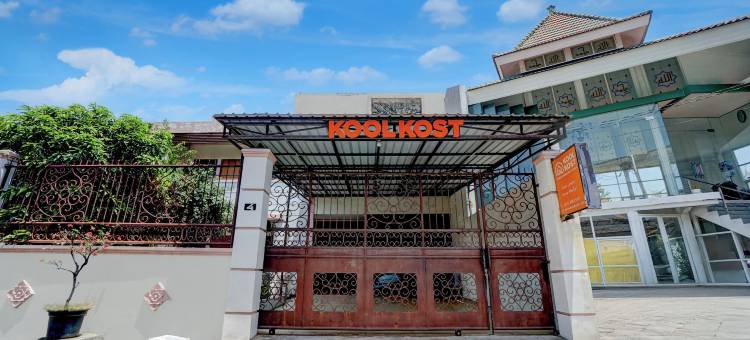 OYO 94899 尼尔斯科斯特伊斯兰旅馆靠近UPN(OYO 94899 Nilskost Syariah Near Upn)图片