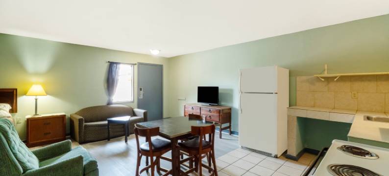 Capital O Parker汽车旅馆克卢特Jackson Tx 332(Capital O Parker Motel Clute Jackson Tx 332)图片