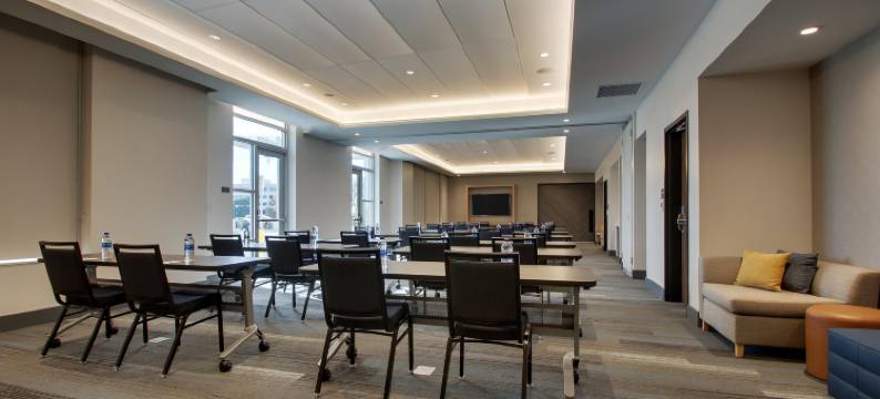 奥克布鲁克凯悦嘉寓酒店(Hyatt House Oak Brook)图片