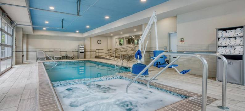 贺雪伊丽莎白镇贝斯特韦斯特SureStay Plus酒店(SureStay Plus Hotel by Best Western Elizabethtown Hershey)图片