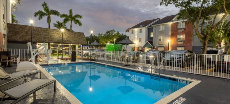 迈阿密湖洲际Candlewood套房酒店(Candlewood Suites MIAMI LAKES by IHG)图片