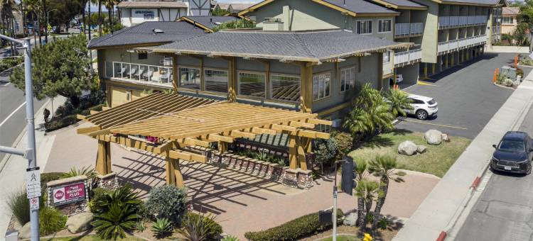 海滩景观贝斯特韦斯特优质酒店(Best Western Plus Beach View Lodge)图片