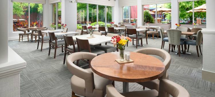 查塔努加会议中心希尔顿花园酒店(Hilton Garden Inn Chattanooga Downtown)图片