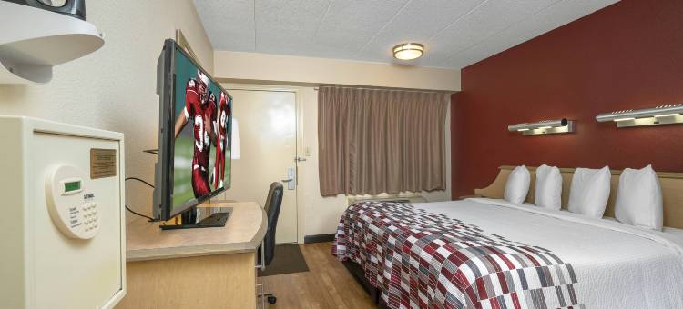 克利夫兰门托威勒比红顶酒店(Red Roof Inn Cleveland - Mentor/ Willoughby)图片