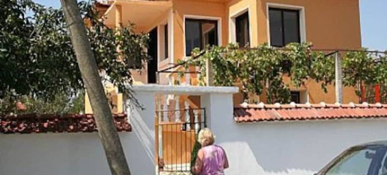 Lovely 3-Bed House in Malomir - Yambol District图片