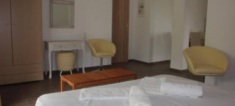 佩特卢达之家旅馆(Petrouda's Apartments)图片