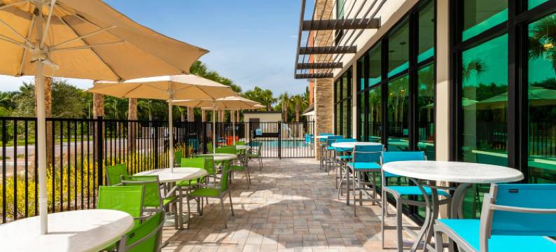 迈尔斯堡海滩-萨尼贝尔门户洲际智选假日套房酒店(Holiday Inn Express & Suites FT MYERS BEACH-SANIBEL GATEWAY by IHG)图片