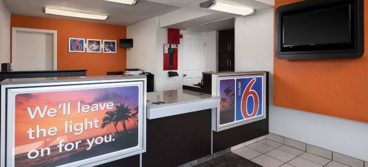 卡宾特里拉北部圣芭芭拉6号汽车旅馆(Motel 6 Carpinteria, CA - Santa Barbara - North)图片
